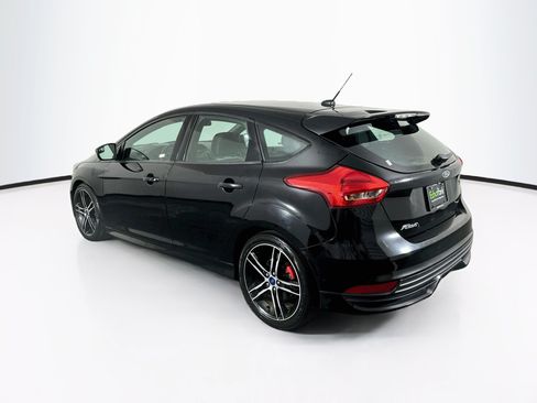 Used 2016 Ford Focus ST FWD image 5