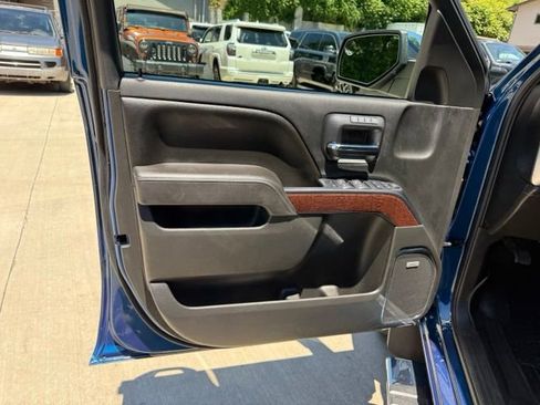 Used 2017 GMC Sierra 1500 SLT AWD/4WD image 17