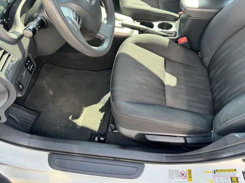 Used 2013 Toyota Corolla S FWD image 11