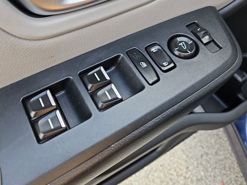 Used 2025 Honda Pilot Touring image 33