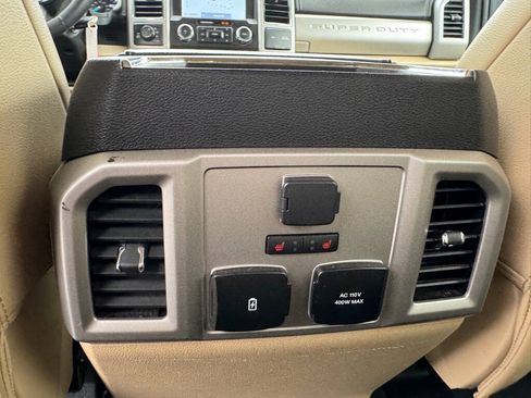 Used 2021 Ford F250 Lariat w/ Chrome Package AWD/4WD image 36