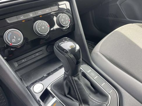 Certified 2023 Volkswagen Taos S FWD image 30