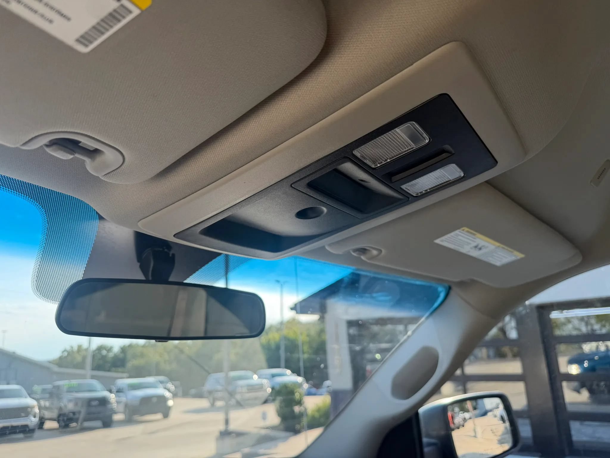 Used 2020 RAM 1500 Classic SLT AWD/4WD image 33