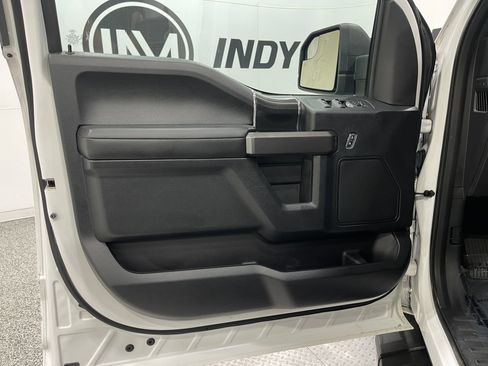 Used 2018 Ford F150 XLT w/ Equipment Group 302A Luxury AWD/4WD image 14