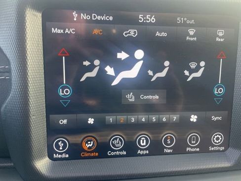 Used 2020 Jeep Wrangler Unlimited Sahara image 31