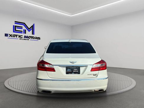 Used 2013 Hyundai Genesis 5.0 R-Spec RWD image 4