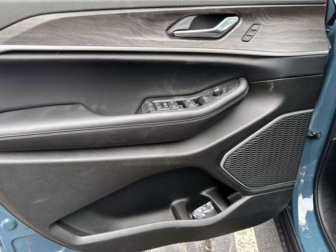 New 2026 Jeep Grand Cherokee Limited image 9