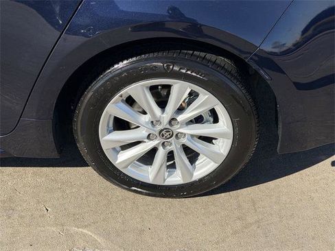 Certified 2025 Toyota Corolla LE image 8