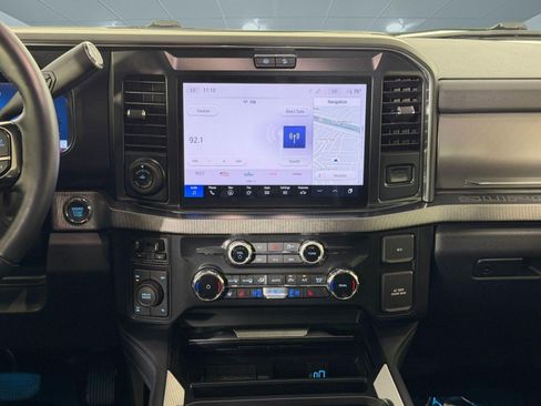 Used 2025 Ford F250 Platinum w/ FX4 Off-Road Package AWD/4WD image 24