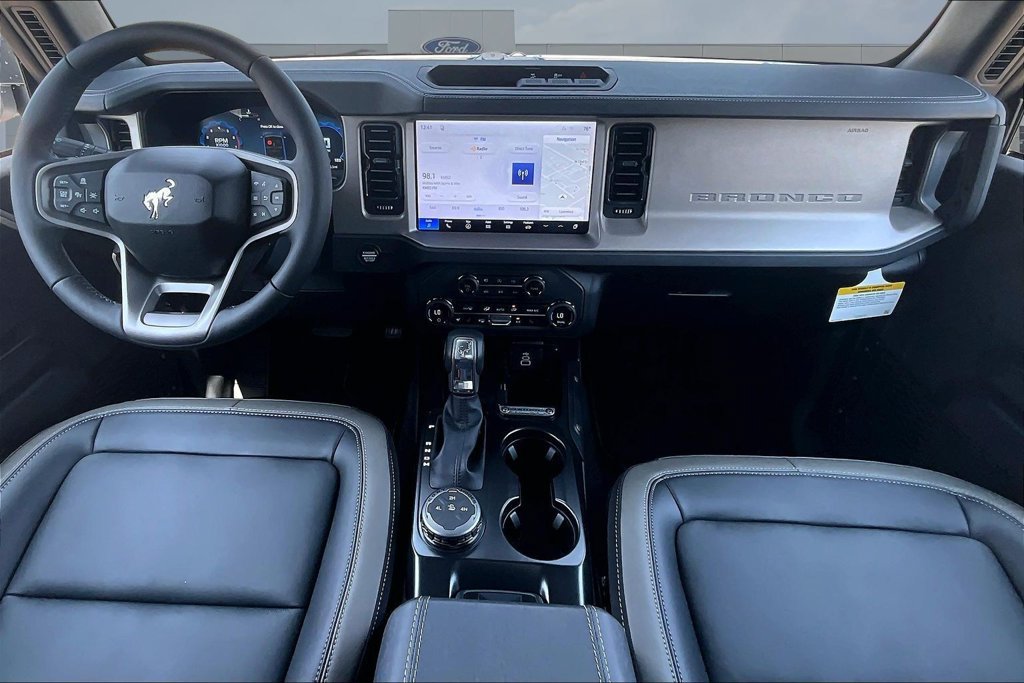 New 2026 Ford Bronco Outer Banks AWD/4WD image 6