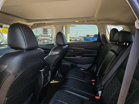 Used 2019 Nissan Murano Platinum FWD image 17