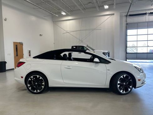 Used 2019 Buick Cascada Sport Touring image 5