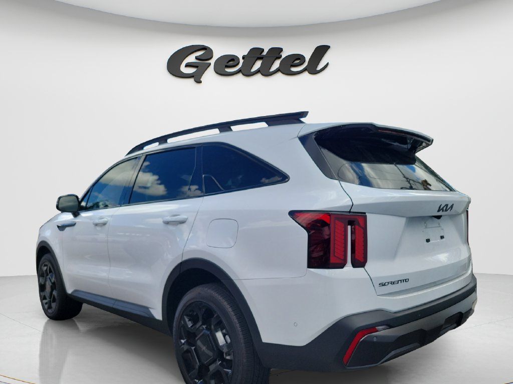 Used 2025 Kia Sorento SX Prestige w/ Sage Leather Package AWD/4WD image 8
