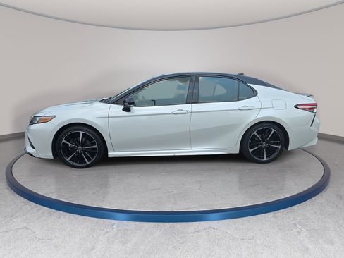 Used 2018 Toyota Camry XSE w/ Audio Package FWD image 8