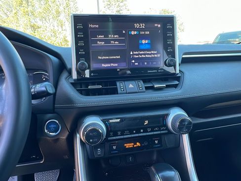 Used 2022 Toyota RAV4 Limited image 31