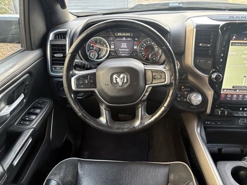 Used 2019 RAM 1500 Laramie w/ Sport Appearance Package image 9