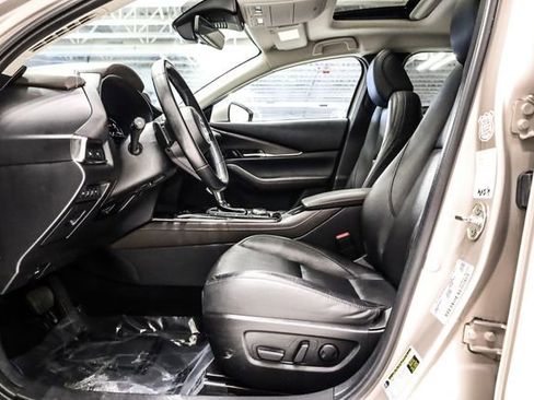 Used 2024 MAZDA CX-30 AWD 2.5 S w/ Premium Package image 13