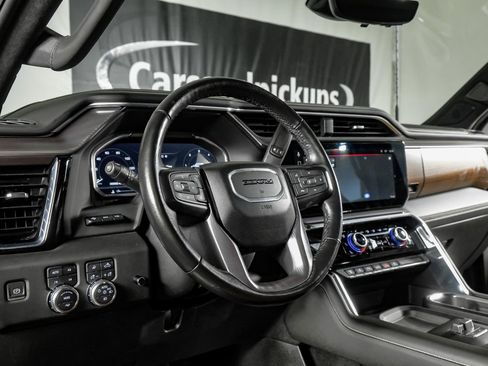 Used 2024 GMC Sierra 3500 Denali Ultimate image 15