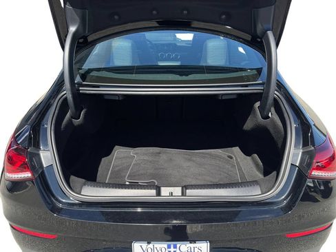 Used 2023 Mercedes-Benz CLA 250 4MATIC image 5