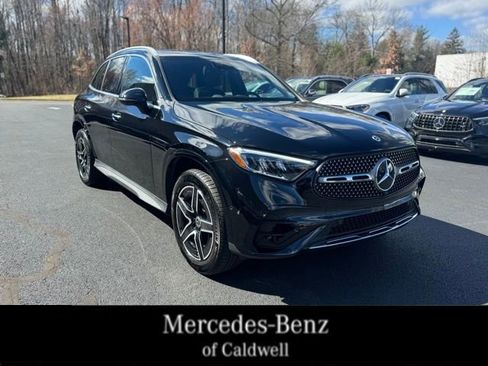 Certified 2023 Mercedes-Benz GLC 300 GLC 300 image 1