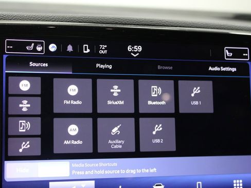 Used 2024 Chrysler Pacifica Touring-L image 28