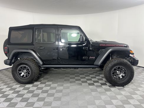 Used 2018 Jeep Wrangler Unlimited Rubicon w/ Steel Bumper Group image 2