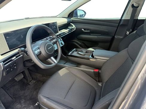 Used 2026 Hyundai Tucson Blue SE AWD/4WD image 9