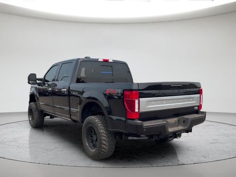 Used 2022 Ford F350 Platinum w/ FX4 Off-Road Package AWD/4WD image 9