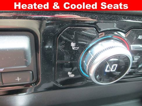 Used 2025 GMC Sierra 1500 Elevation w/ Elevation Premium Package image 20