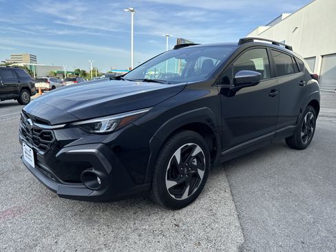 Certified 2024 Subaru Crosstrek 2.5i Limited w/ Crosstrek Mirror Package AWD/4WD image 9