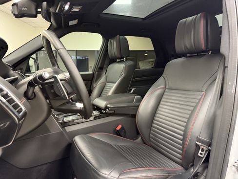 Used 2018 Land Rover Discovery HSE Luxury AWD/4WD image 13