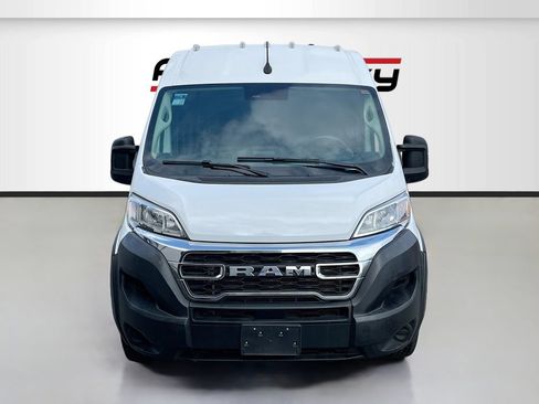 Used 2023 RAM ProMaster 2500 FWD image 2