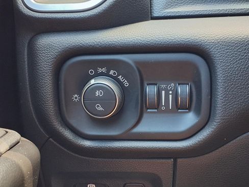 Used 2025 RAM 1500 Lone Star AWD/4WD image 21