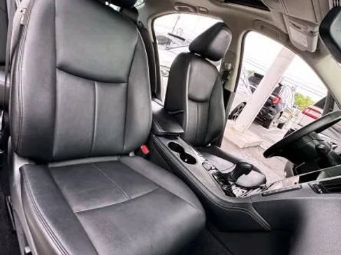 Used 2015 INFINITI Q50 Premium w/ Cargo Package RWD image 21
