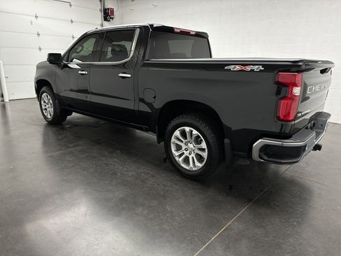 Used 2023 Chevrolet Silverado 1500 LTZ image 7