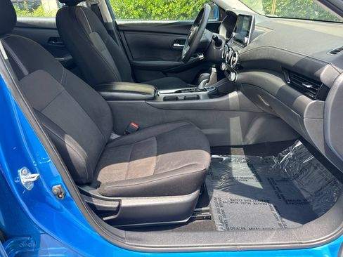 Used 2024 Nissan Sentra SV FWD image 13