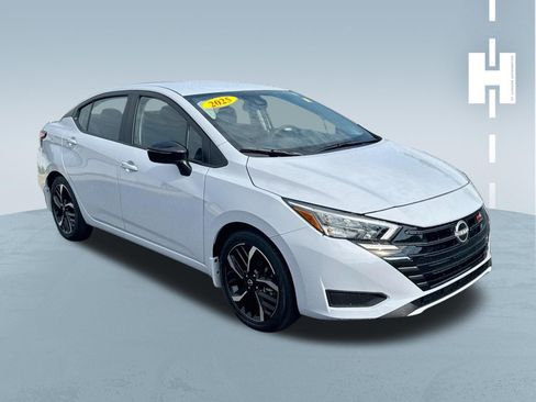 Used 2025 Nissan Versa SR w/ Trunk Package FWD image 1