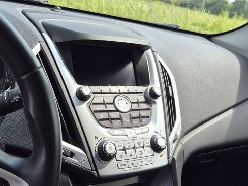 Used 2011 GMC Terrain SLE FWD image 9