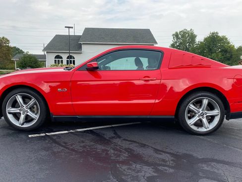 Used 2011 Ford Mustang GT Premium w/ Comfort Pkg RWD image 3