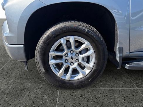 Used 2023 Chevrolet Silverado 1500 RST image 14