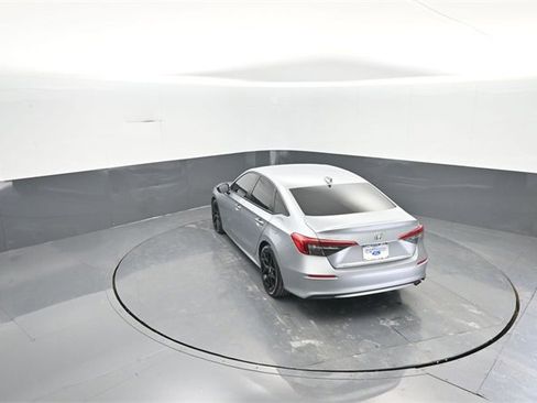 Used 2024 Honda Civic Sport image 19