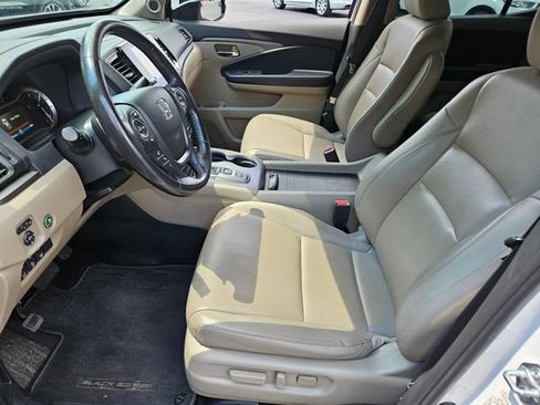 Used 2023 Honda Ridgeline RTL-E image 7