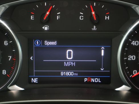 Used 2019 Chevrolet Blazer LT FWD image 3