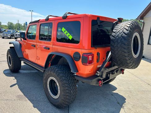 Used 2018 Jeep Wrangler Unlimited Rubicon w/ LED Lighting Group AWD/4WD image 7