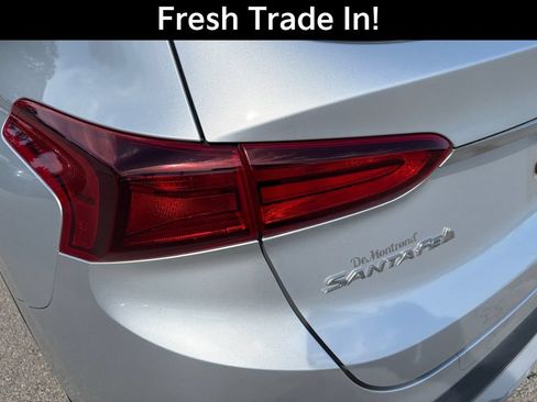 Used 2019 Hyundai Santa Fe SEL FWD image 11