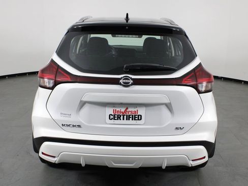 Certified 2022 Nissan Kicks SV image 11
