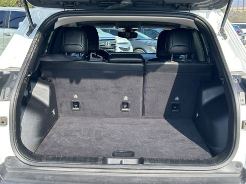 Used 2021 Jeep Cherokee Latitude Lux image 13