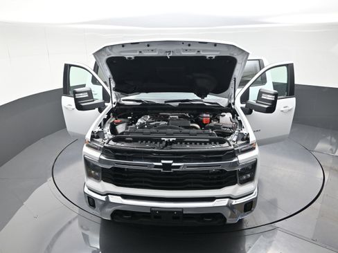 New 2026 Chevrolet Silverado 2500 LT AWD/4WD image 12