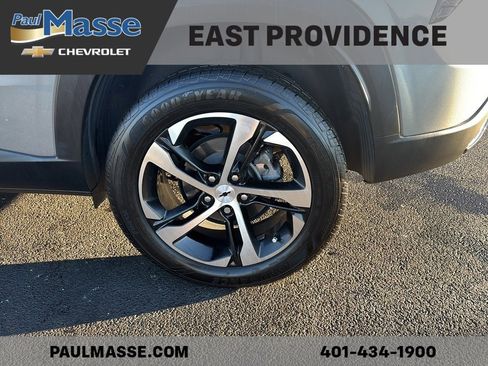 Certified 2024 Chevrolet Trax RS w/ Driver Confidence Package image 8