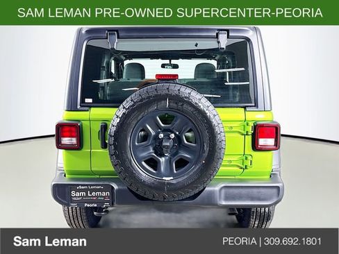 Used 2025 Jeep Wrangler Sport image 6